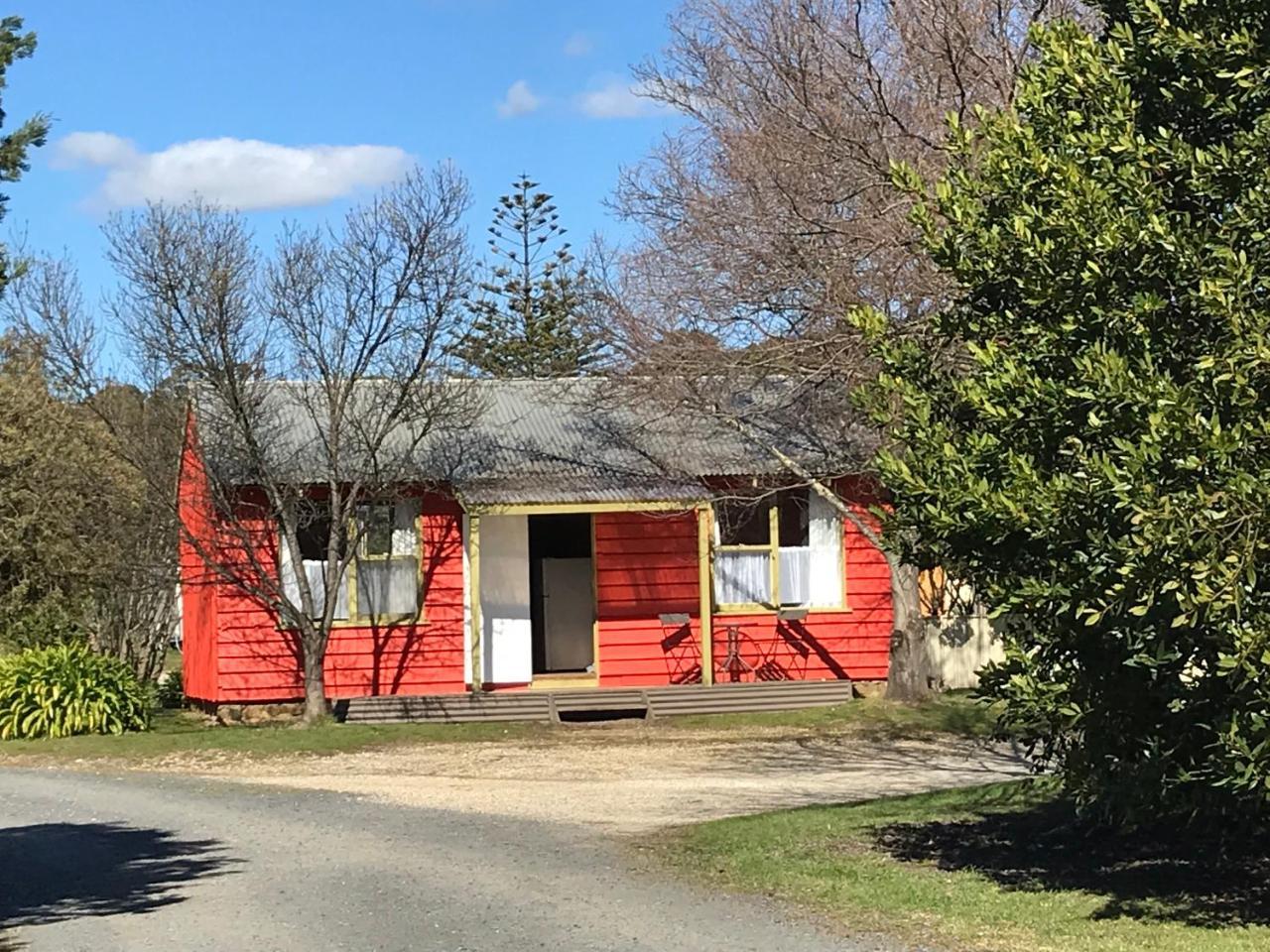Somerset Beachside Cabin And Caravan Park Exterior photo