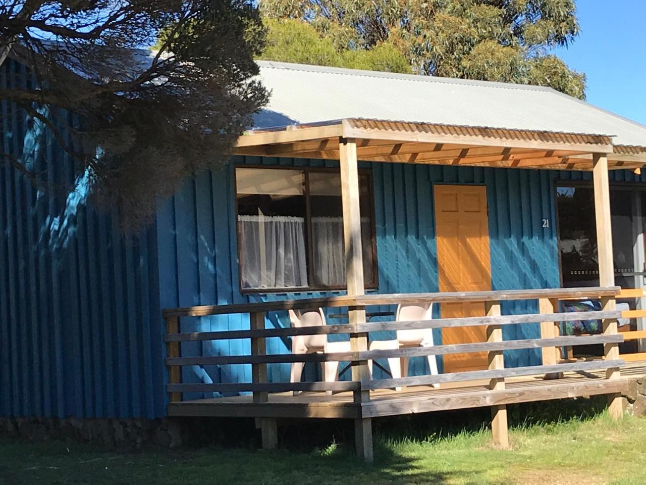 Somerset Beachside Cabin And Caravan Park Exterior photo