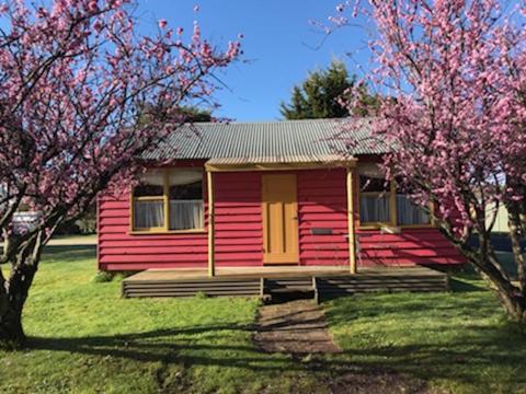 Somerset Beachside Cabin And Caravan Park Exterior photo