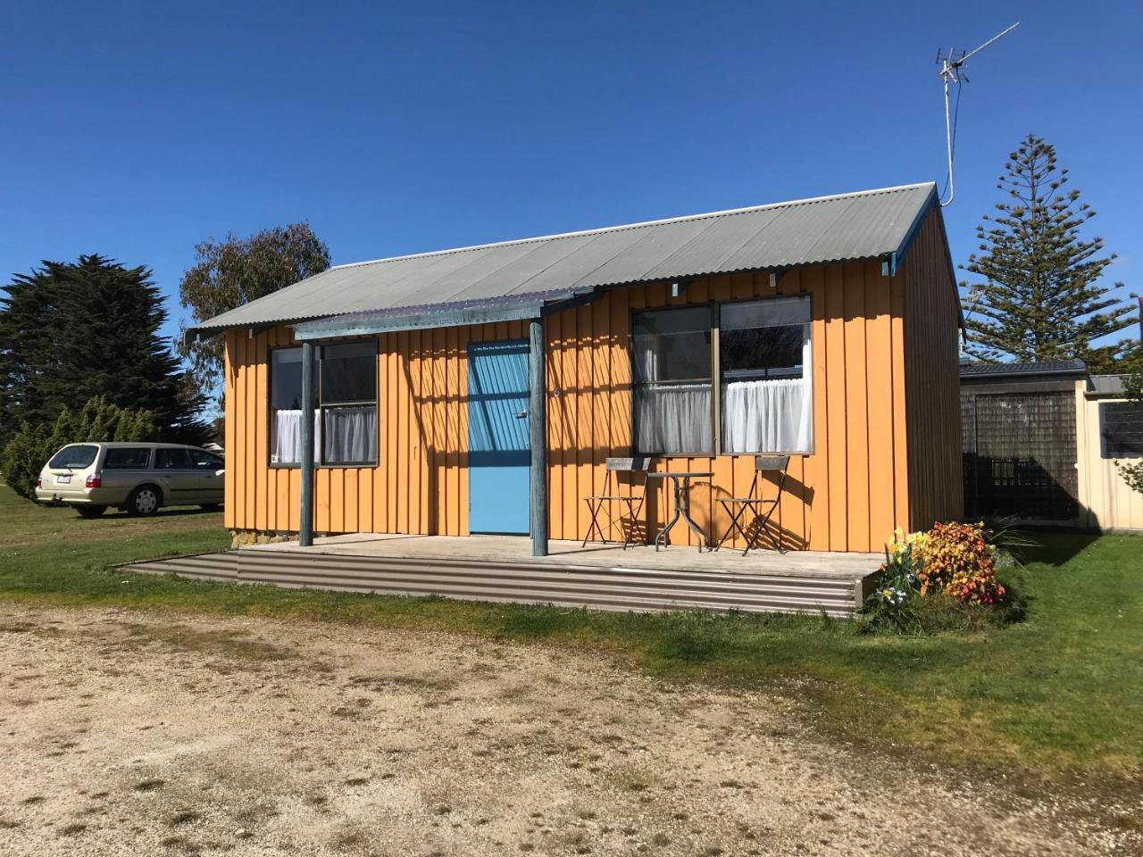Somerset Beachside Cabin And Caravan Park Exterior photo